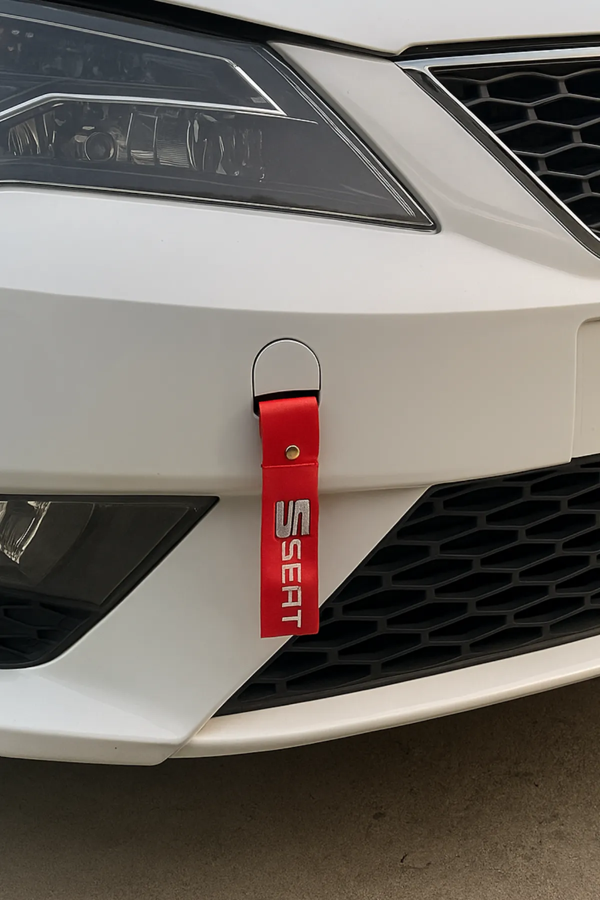 Seat Uyumlu Çıt Çıtlı Tampon Dili Çeki Ipi / Spor Görünümlü Oto Tampon Sticker & Arma Aksesuar Kırmızı