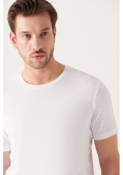 Avva Erkek Beyaz Ultrasoft Bisiklet Yaka Düz Standart Fit Normal Kesim Modal T-Shirt B001171 Beyaz