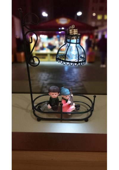 Sevdiklerinize Çok Şık Bir Işıklı Çift Biblo Ürün Boyutu En:10cm Boy:17cm