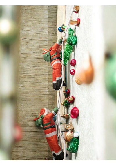 İpe Tırmanan Noel Baba Dekoratif Obje