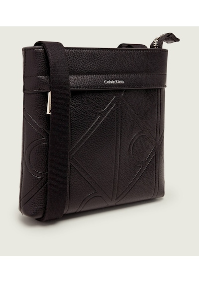 Calvin Klein Erkek Emblem Emboss Slim Omuz Çantası Siyah