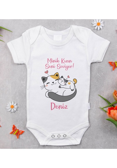 Bitmeyenkartus Bk Kids Isimli Minik Kızın Seni Seviyor Tasarımlı Bebek Body Zıbı Çok Renkli
