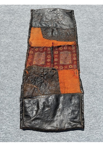 Burak Halı El Dokuma Antika Derili Heybe Kök Boya Kilitli 47 x 114