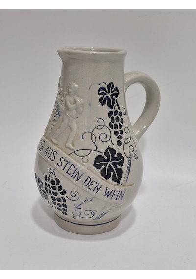 Vintage Kabartma Motifli Taş Seramik Şarap Sürahisi 20cm