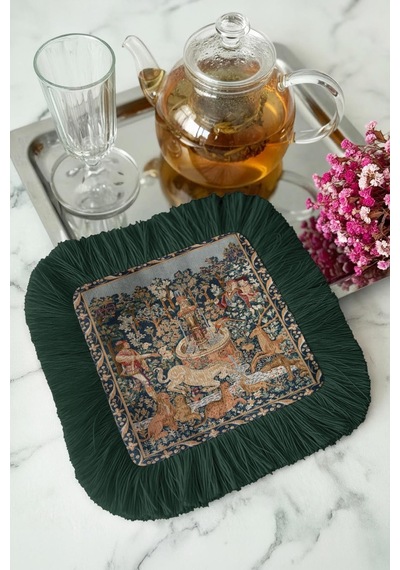 Ortaçağ Saray Bahçesi Saçaklı Sunum Peçetesi - Efsanevi Vintage Rustik Yeşil Bardak Altlığı Mendil Çok Renkli
