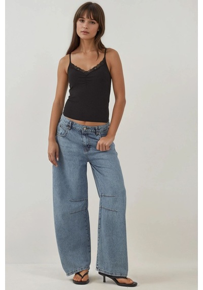 Hiccup Dantel Şeritli Örme Askılı Slim Fit Üst Siyah