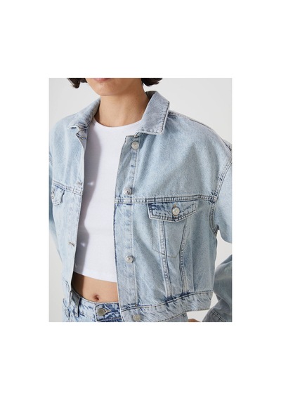 LC Waikiki Lcw Vision İndigo Gömlek Yaka Oversize Crop Kadın Jean Ceket Lıght Indıgo Rod LC Waikiki Lcw Vision İndigo Gömlek Yaka Oversize Crop Kadın Jean Ceket Lıght Indıgo Rod