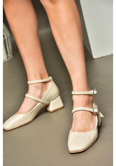 Fox Shoes R654037209 Bej Kalın Topuklu Kadın Ayakkabı Bej