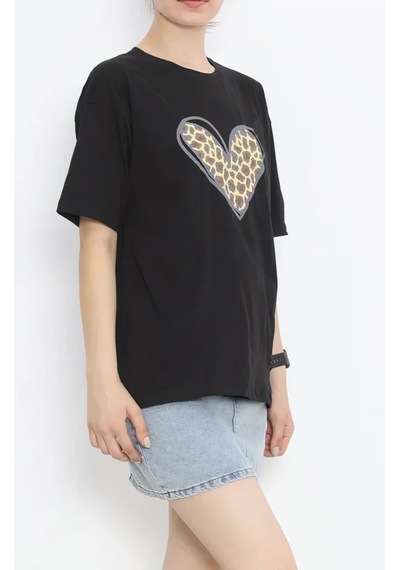 Dogutrend 14 Şubat Sevgililer Günü Leopar Kalp Baskılı Oversize Bisiklet Yaka T-shirt - Siyah Dogutrend 14 Şubat Sevgililer Günü Leopar Kalp Baskılı Oversize Bisiklet Yaka T-shirt - Siyah