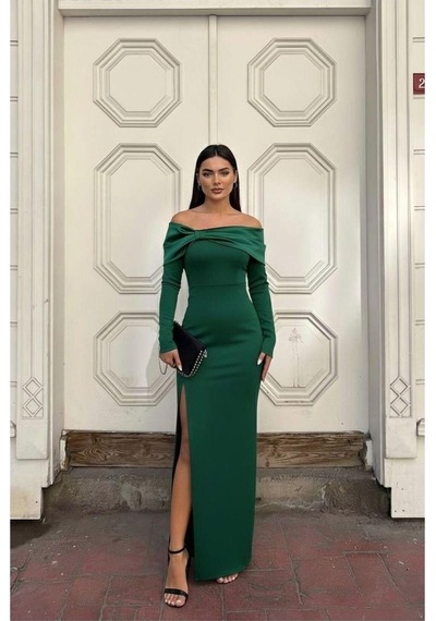 DefyModa Kadın Minimal Esnek Saten Kumaş Carmen Yaka Yırtmaçlı Abiye Elbise Zümrüt