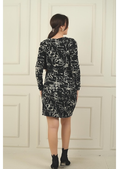 By Saygı Kruvaze Yaka Toka Detaylı Desenli Likralı Elbise-39773 Taş