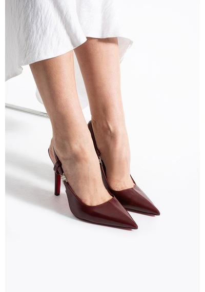 Lebibe Shoes Velmora Kadın Bordo Sivri Burun Slingback 11 Cm İnce Topuk Taş Aksesuar Detaylı Ayakkabı Lebibe Shoes Velmora Kadın Bordo Sivri Burun Slingback 11 Cm İnce Topuk Taş Aksesuar Detaylı Ayakkabı