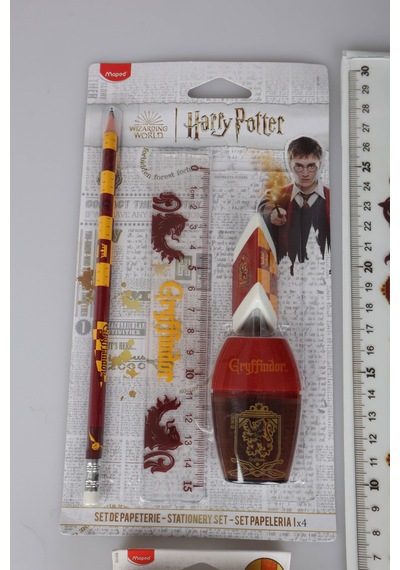 X Dekomus "wizard Icons Collection" Harry Potter Lisanslı Kırtasiye Seti 13 Parça Kırtasiye Seti Cetvel Seti,makas,kurşun Kalem Ve Stick Yapıştırıcı Seti Diğer