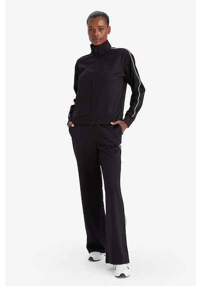 Defacto Warmtech Wide Leg Geniş Paça Cepli Biyeli Standart Boy İçi Yumuşak Tüylü Sporcu Pantolon F3846AX25AU Siyah Defacto Warmtech Wide Leg Geniş Paça Cepli Biyeli Standart Boy İçi Yumuşak Tüylü Sporcu Pantolon F3846AX25AU Siyah
