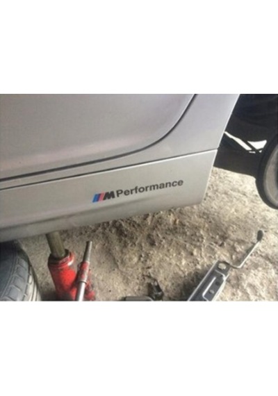 Modifiye Tuning Sticker Yapıştırma