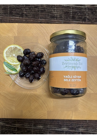 Yöresel Sele Sofralık Siyah Zeytin 720 Gram Cam Şişe Doğal Tatlandırma