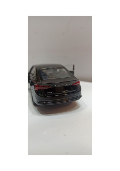 Skoda Octavia 1/36 Ölcek Çok Renkli