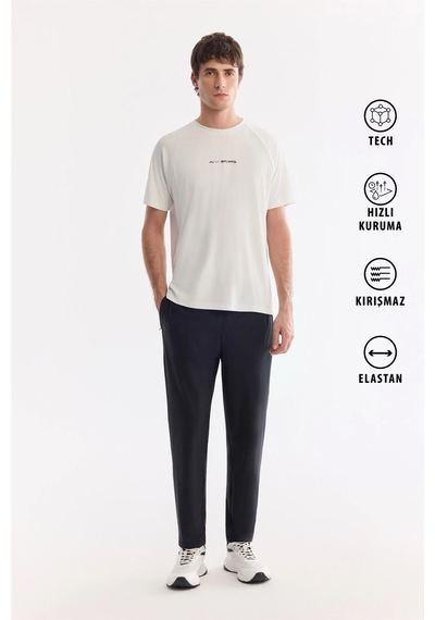 Avva Erkek Siyah Beli Lastikli Kırışmaz Hızlı Kuruyan Teknik Kumaş Regular Fit Eşofman Altı A61y3413 Avva Erkek Siyah Beli Lastikli Kırışmaz Hızlı Kuruyan Teknik Kumaş Regular Fit Eşofman Altı A61y3413