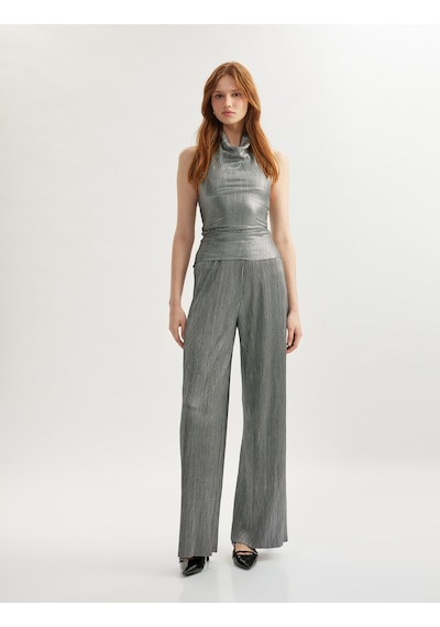 Koton Kolsuz Drape Detaylı Metalik Parlak Degaje Halter Yaka Bluz Gri 5sak10308ek Gri Koton Kolsuz Drape Detaylı Metalik Parlak Degaje Halter Yaka Bluz Gri 5sak10308ek Gri