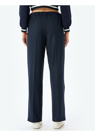 Koton Beli Bağcıklı Cepli Yanları Şerit Detaylı Düz Paça Eşofman Pantolon Lacivert 5sak40246pw Lacivert Koton Beli Bağcıklı Cepli Yanları Şerit Detaylı Düz Paça Eşofman Pantolon Lacivert 5sak40246pw Lacivert