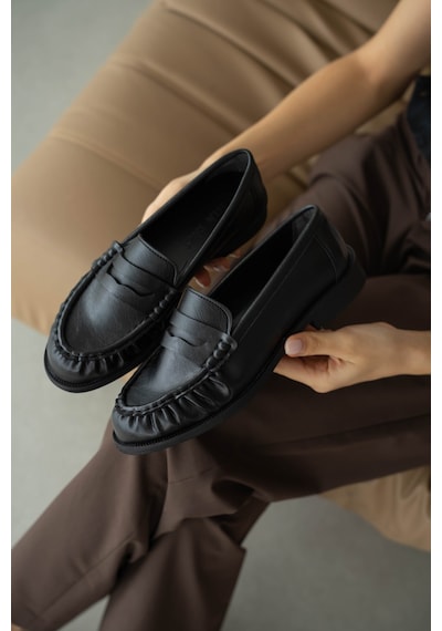Selin Shoes Lurein Büzgülü Hafif Kalın Topuk Kadın Loafer- Siyah
