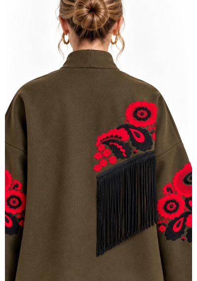 Saade Haki Etnik Çiçek Nakışlı Püsküllü Kimono Ceket