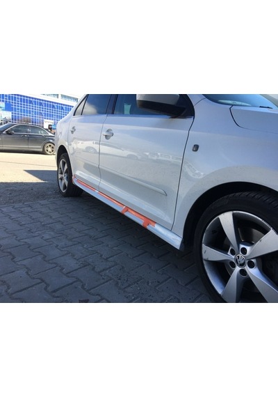 Skoda Rapid Yan Marşpiyel Takımı - Plastik