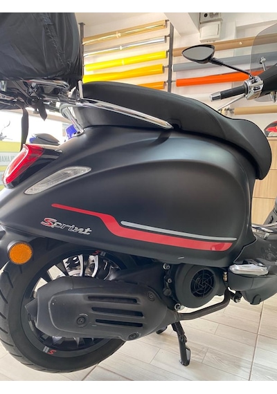 VESPA SPRİNT 150 STİCKER