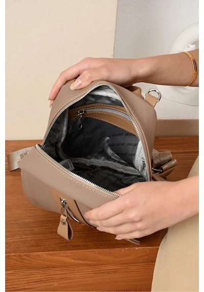 Just Polo Kadın Orta Boy Ayarlanabilir Askılı Şık Lakost Sırt Çantası Shopper Bej
