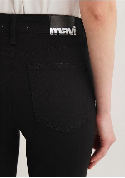 Mavi Cindy Black 90's Siyah Kadın Kot Pantolon M100277-82292 Mavi Cindy Black 90's Siyah Kadın Kot Pantolon M100277-82292