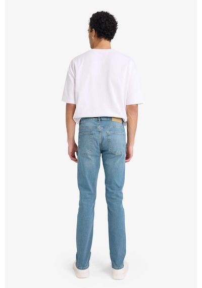 Defacto Pedro Slim Fit Dar Kalıp Normal Bel Dar Paça Jean Pantolon E3366ax26spnm29 Yeşil-nm29