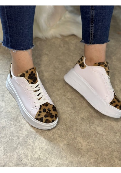 Günlük Kadın Sneaker Bağcıklı Hafif Kalın Yüksek Tabanlı Leopar Detaylı Yürüyüş Spor Ayakkabı 065 Beyaz Leopar Leopar Günlük Kadın Sneaker Bağcıklı Hafif Kalın Yüksek Tabanlı Leopar Detaylı Yürüyüş Spor Ayakkabı 065 Beyaz Leopar Leopar
