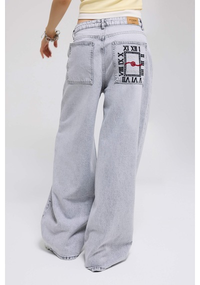 it's basic Kadın Gri 12s6-12 Süper Baggy Fit Yırtık Ve Nakış Detaylı Özel Tasarım Denim Jean