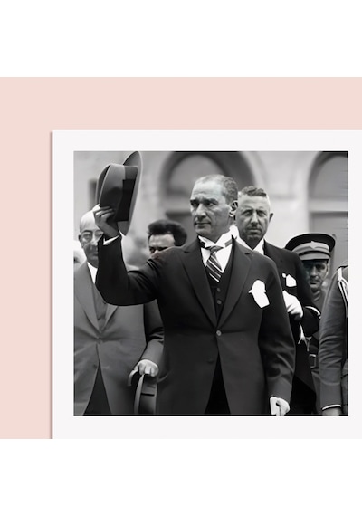 2027 Atatürk Masa Takvimi Rustik Ahşap Tabanlı Masaüstü Takvimi