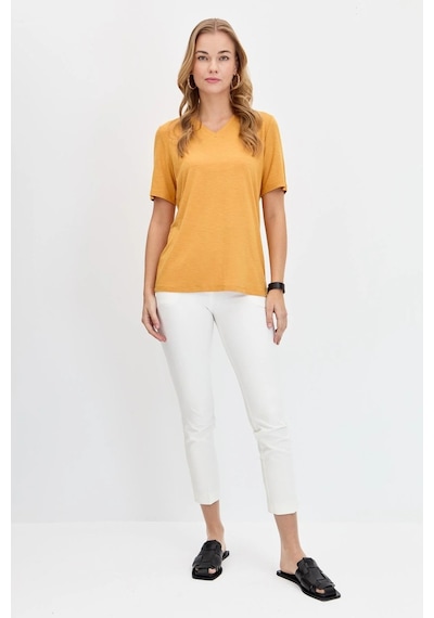 Desen Triko Kadın V Yaka Flamlı Kumaş Basic T-shirt Kmy24085 Hardal