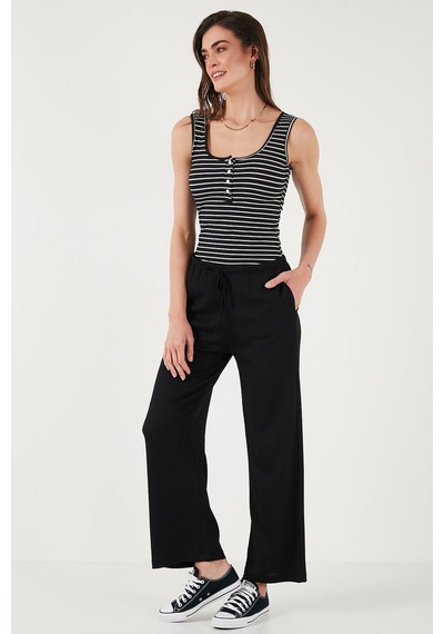 Lela Regular Fit Normal Bel Geniş Paça Bayan Pantolon 5866117 Siyah