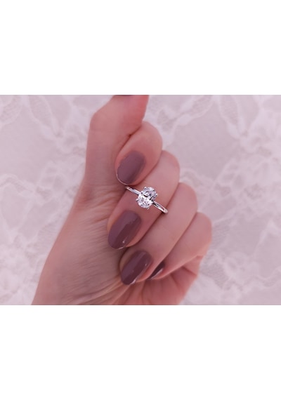 Sirius Oval Beyaz Topaz Taşlı Esila Yüzük 0802r0051