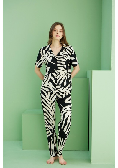 Siyah İnci Bürümcük Krınkıl Kumaş Örme Düğmeli Pijama Takım25118561 Çok Renkli