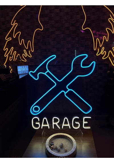 Garage Yazılı Ve Şekilli Neon Tabela Beyaz