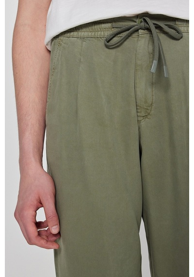 Wrangler Regular Fit Normal Bel Düz Paça Pantolon Erkek Pantolon W2610167 X45 Olive
