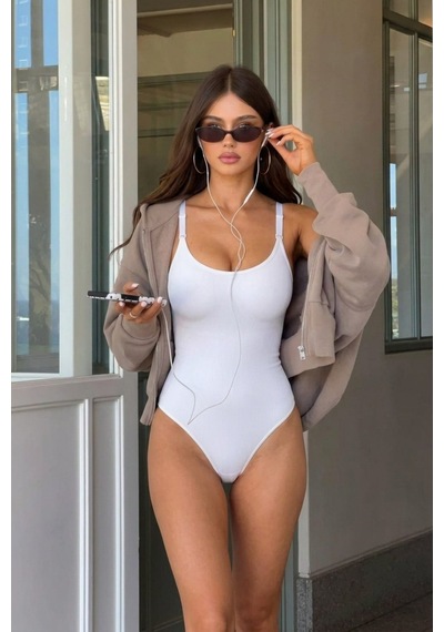 Kadın Slip Kalıp Beyaz Body Örme Orta Destek