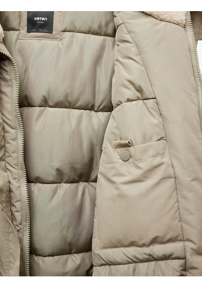 Koton Fermuarlı Kapaklı Cepli Peluş Yaka Mont Taş 6wam20093hw