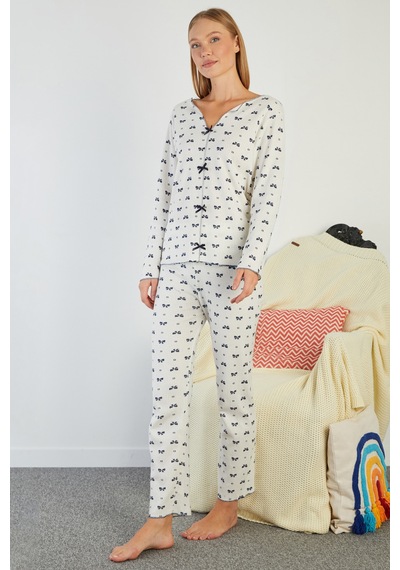 Fullamoda Fiyonk Desenli V Yaka Pijama Takımı Lacivert