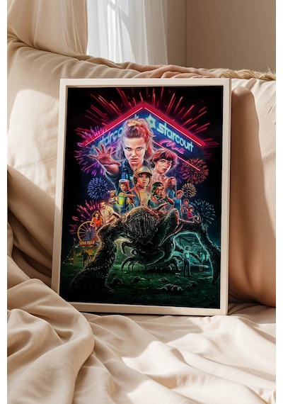 Stranger Things Premium Tasarım Çerçeveli Tablo - Eleven Ve Arkadaşları Sanatsal Duvar Dekoru Beyaz