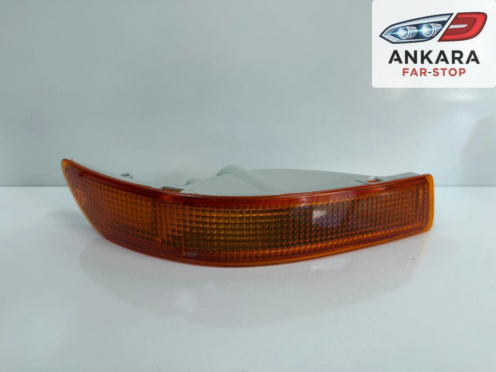 Toyota Corolla Ae101 1993 - 1998 Ön Tampon Sinyal Lambası Sağ