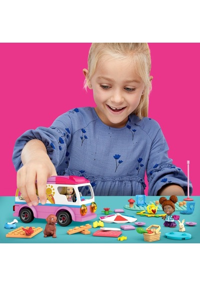 Gwr35 Mega Barbie 'nin Mega Karavanı 123 Parça +5 Yaş Pembe
