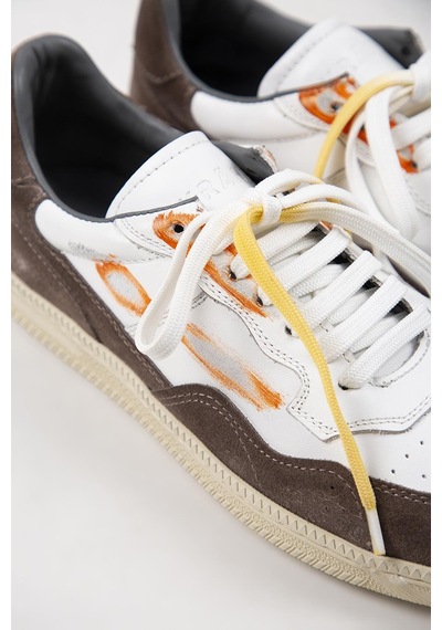 Krahe Artemis Erkek Hakiki Deri Eskitme El Boyamalı Bağcık Ve Iki Yedek Bağcıklı Beyaz-Vizon Sneakers 001