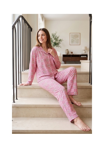 Nisanca Kışlık Düğmeli Ekose Desen Yılbaşı Temalı Kadın Süet Pijama Takımı Pembe