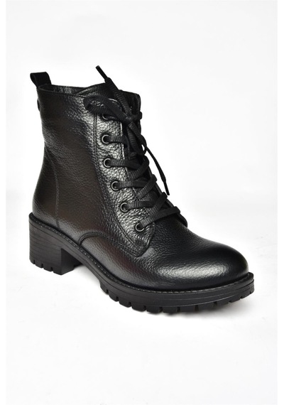Fox Shoes R555054103 Siyah Hakiki Deri Alçak Tabanlı Kadın Postal Bot Siyah