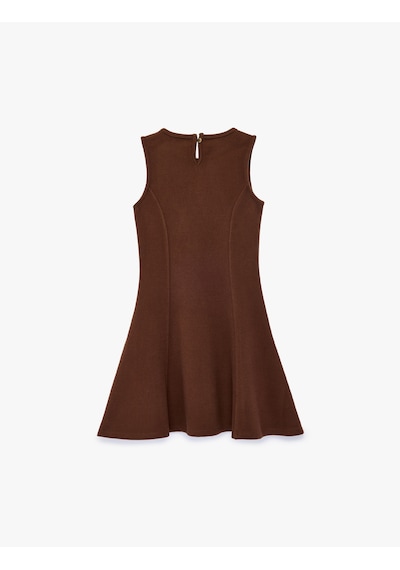 Koton Pamuklu Slim Fit A Kesim Bisiklet Yaka Kolsuz Elbise Kahverengi 7wkg80041ak Kahve
